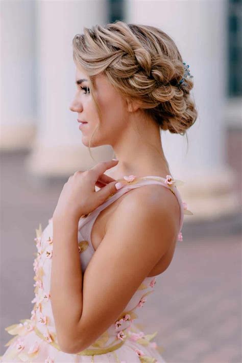 10 Wedding Hairstyle Ideas For Long Hair Eluxe Magazine