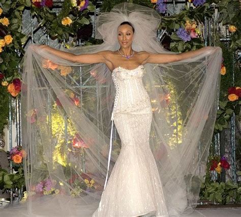 Https://tommynaija.com/wedding/12 Million Dollar Diamond Wedding Dress