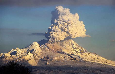 Os 10 Vulcões Mais Ativos Do Mundo Gigantes Do Mundo