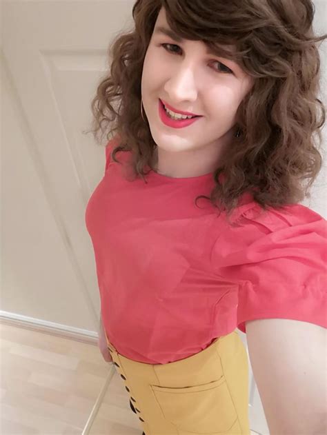 Office Worker By Day Crossdresser By Night And The Weekends 👨‍💼 ️💃