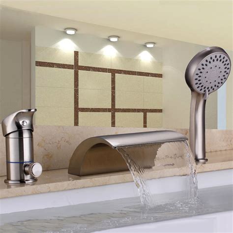 Luxury Victoria Deck Mount Single Handle Waterfall Roman Tub Faucet With Handheld Shower In
