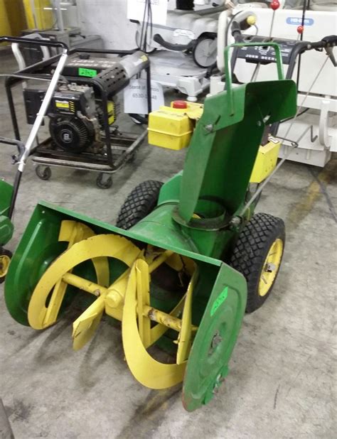 Ibid Lot 2842 John Deere 826 Snow Blower