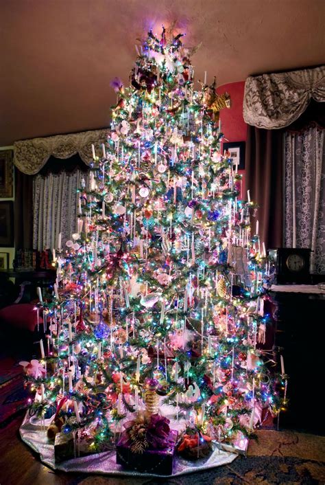 Victorian Tree Has A Christmas Story For Every Ornament Members