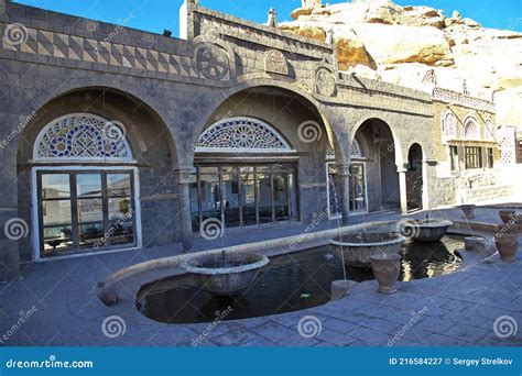 Dar Al Hajar Rock Palace Close Sanaa Yemen Imagen De Archivo Imagen