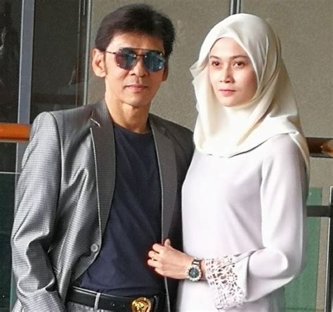 Dunia muzik warner malaysia 4 years ago. Azura Pelengkap Hidup Jamal Abdillah Dan Isteri ...