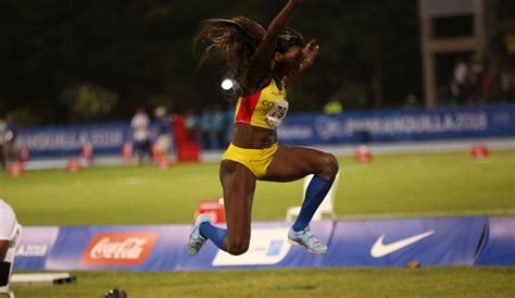 Bronze medallist in daegu 2011 and gold in moscow, ibarguen aimed to step on the highest place on the podium again in beijing. IAAF atletlas colombianos: Caterine Ibarguen brilló en ...