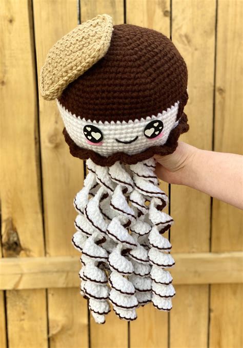Smores Jellyfish Crochet Pattern ~ Crafty Kitty Crochet