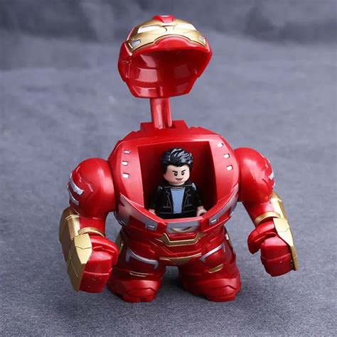 Marvel Avengers Super Heroes Iron Man Mech Robot Hulkbuster Building