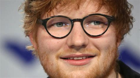 Ed sheeran überrascht seine fans mit brandneuem song. Ed Sheeran - der Sänger ist Vater einer Tochter geworden ...