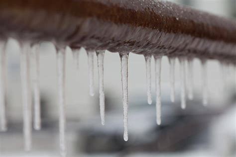 What To Do About Frozen Condense Pipes