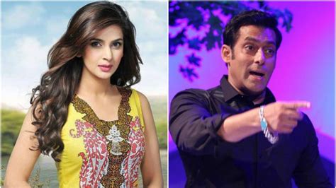 Shocking Pakistani Actress Saba Qamar Insults Salman Khan Calls Him