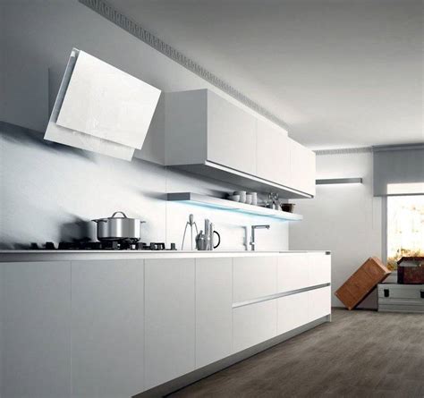 Anchos de 60 cm, 70 cm, 90 cm y otras al escoger tu campana decorativa comprueba su capacidad de extracción. Campanas decorativas de pared - pisos Al día - pisos.com