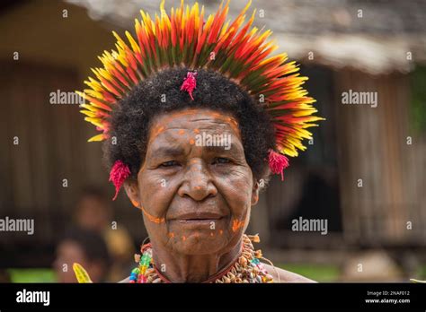 Papua New Guinea Man Of The Yari Yari Tribe In The Kofure Area Kofure