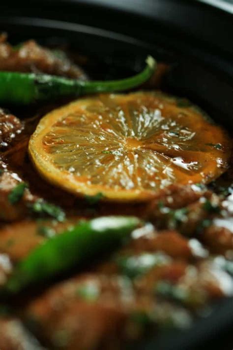 Chicken curry is common to several countries including india, countries in asia and the caribbean (if you are looking for an asian version i have that recipe here). Authentic Indian Chicken Karahi Curry | ScrambledChefs.com