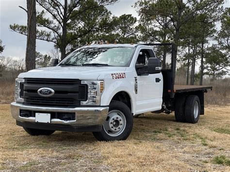 Versatile Commercial Flatbed Truck Rentals In Houston Tx