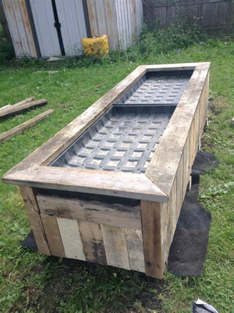 Some of the boards needed to be replaced after three years and i decided to just replace the whole bed. Raised Pallet Garden Bed ⁄ NWOAA
