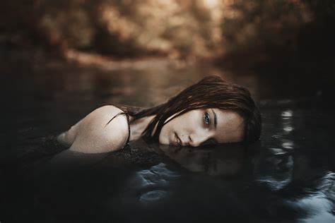 Creative Portrait Ideas From The Intense Work Of Alessio Albi Adanobi Studios