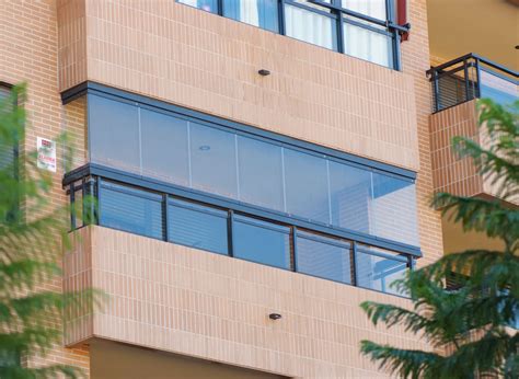 Bricoleur averti peut certainement améliorer leur maison avec un balcon. Veranda Balcon Appartement Prix - Veranda et abri jardin