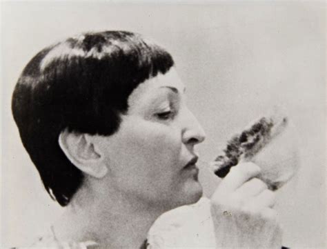 T For Tout Meret Oppenheim Self Portrait With Fur Cup 1967