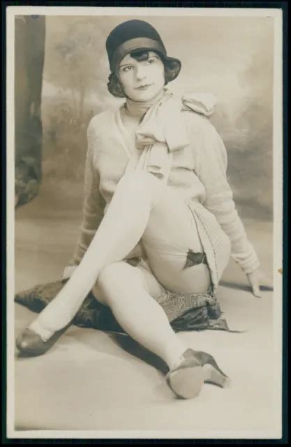 French Risque Nude Woman Upskirt Grundworth Original Old C Photo