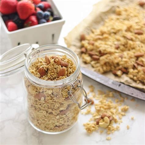 This is a diabetic breakfast treat for you and your family! Easy Homemade Granola | Recipe | Easy granola recipe, Food recipes, Breakfast for kids