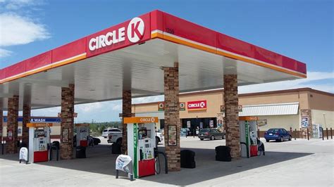 Pin By Steven Umanee On Gasstation Gas Station Fountain Drink Circle