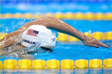 Katie Ledecky Wins Gold In 800m Freestyle And Beats Her Own World Record Photo 3732536 2016 Rio