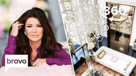 Lisa vanderpump was born in 1960 in london, england as lisa jane vanderpump. 360 VR Exclusive: Lisa Vanderpump Gives an Intimate ...