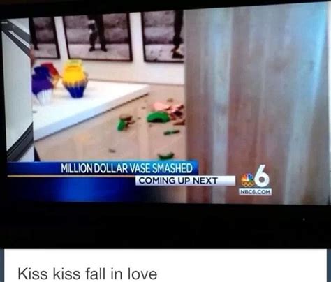 Kiss Kiss Fall In Love Ouran High School Host Club Know Your Meme