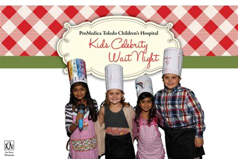 Cheese board seating chart for wedding in toledo, ohio. Paul Kenney Studios