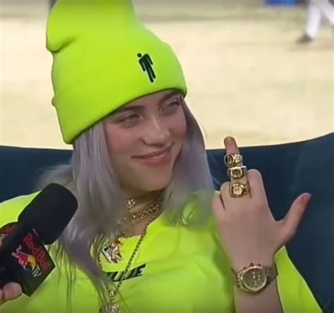 December 18, 2001), known professionally as billie eilish, is an american singer and songwriter born and raised in los angeles, california. Фотки Билли Айлиш