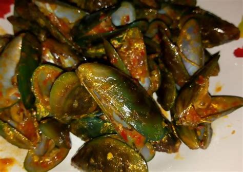 Kerang hijau kuah kuning adalah salah satu sajian makanan seafood yang pantas anda coba. Resep Kerang Hijau Kupas Saus Padang - Resep Tumis Kerang ...