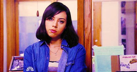 Ghd Aubrey Plaza   Find And Share On Giphy