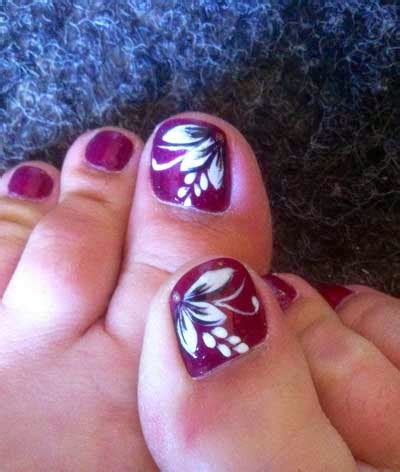 Many girls who have short nails, think that it is difficult to have a nice manicure design. 45+ Most Adorable Toe Nail Art Ideas For Trendy Girls