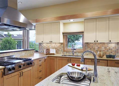 Quiet Comfort - Lilu Interiors | Cottage kitchen design, Kitchen design