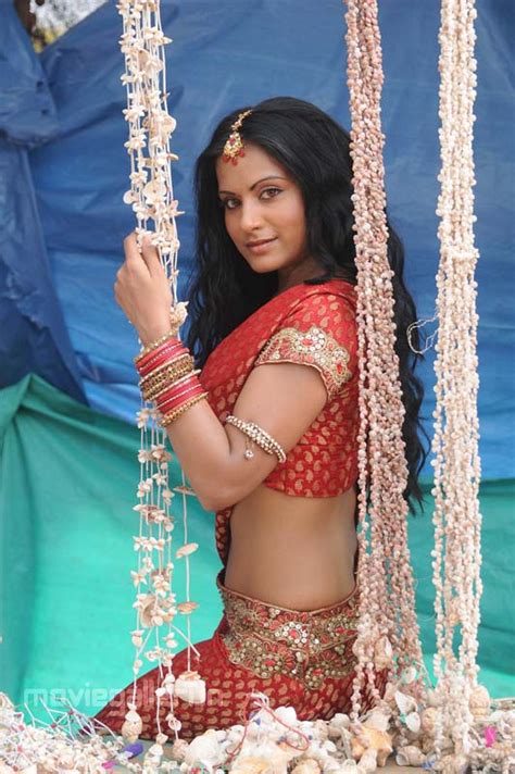 Arabian Hot Actress Rachana Maurya Hot Pics Actress Rachana Maurya