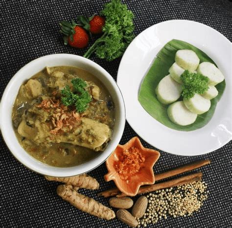 Bebek kampung 2 ekor bawang merah 100gr, bawang putih 70gr, daun lokasi : 10 Makanan Khas Madura yang Terkenal Enaknya - seruni.id