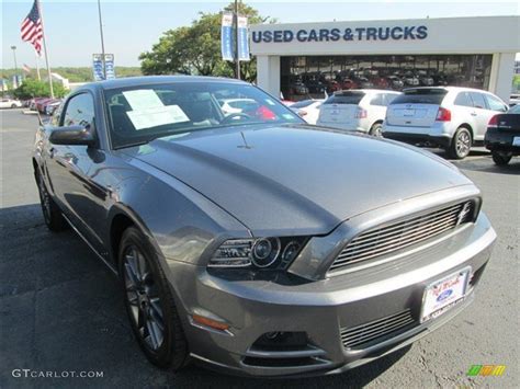 2013 Sterling Gray Metallic Ford Mustang V6 Premium Coupe 92433599