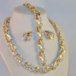 Vintage Trifari Necklace Bracelet Earrings Rhinestones Golden Swirls