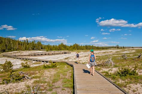 10 Best Hiking Trails In Yellowstone National Park Take A Walk