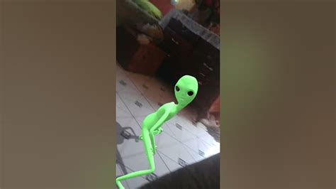 The Twerking Alien Youtube