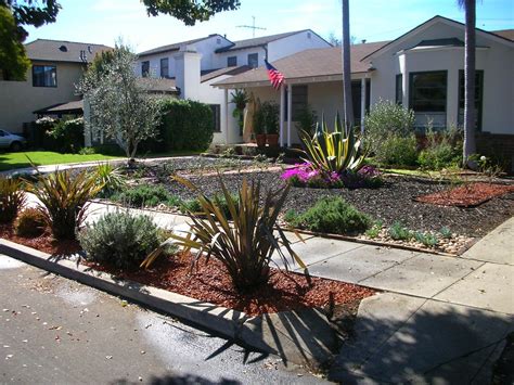 43 Front Yard Landscaping Drought Tolerant Xeriscaping Front Yard