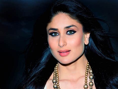 Kareena Kapoor Hair Style Sexy Photo Wallpaper Hd Indian Celebrities 4k Wallpapers Images And