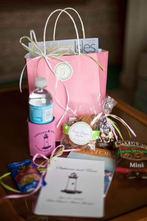 Welcome to gift baskets etc! Guest bag ideas | Wedding gift baskets, Guest gifts ...