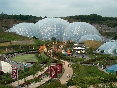 The Eden Project Cornwall Uk Eden Project Amazing Buildings