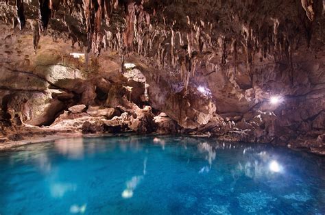 Hinagdanan Cave Pool Indret Med Et Fototapet Photowall