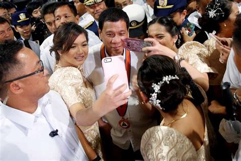 Philippine President Duterte Softens Stance Towards Us Before Japan Visit The Straits Times