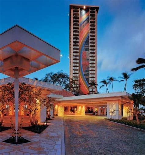 Hilton Hawaiian Villagerainbow Tower The Best Hawaii Honeymoon