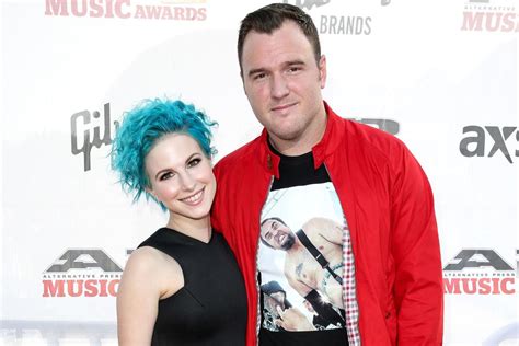 Hayley Williams Only Weighed Lbs At Time Of Her Divorce There S
