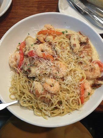 This branch is located right in the area of the mckinley mall. OLIVE GARDEN ITALIAN KITCHEN, Brookfield - Menu, Prices ...